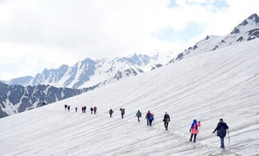 Sar Pass Trek